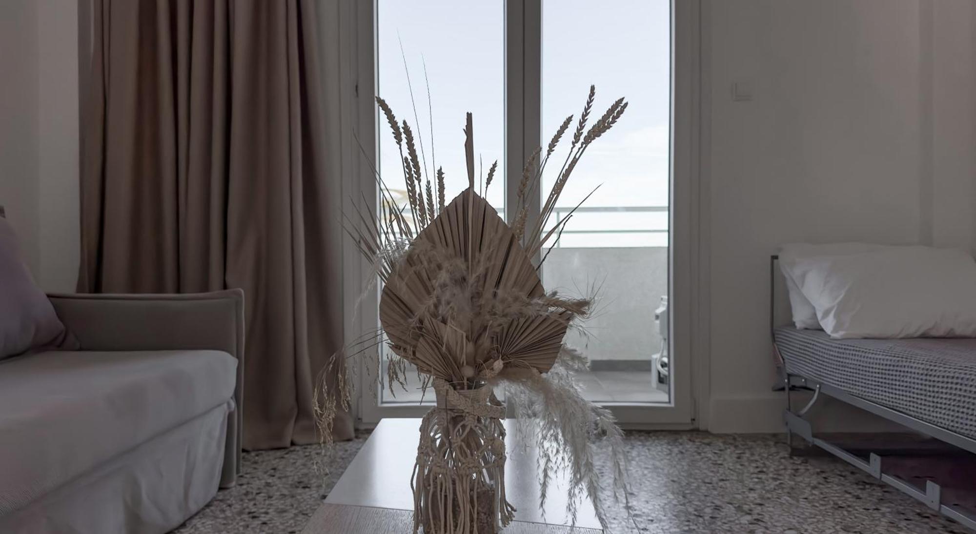 Tiki Beach Studios Nea Makri Bagian luar foto
